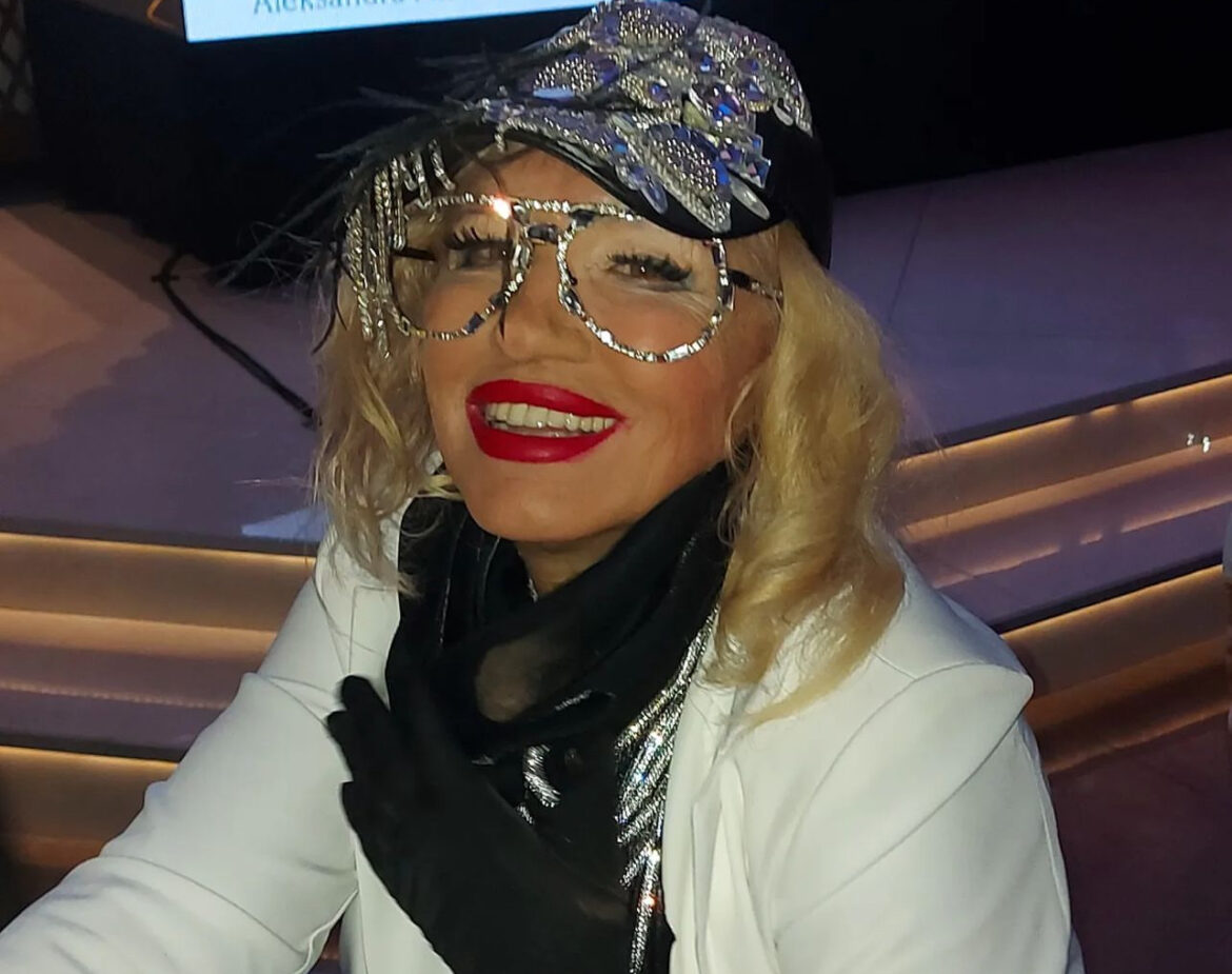 SIN JEDINAC NAŠE PEVAČICE DVA PUTA BIO KLINIČKI MRTAV: „Hteli da mu seku desnu nogu, Bog nas pogledo!“ A ovako danas izgleda