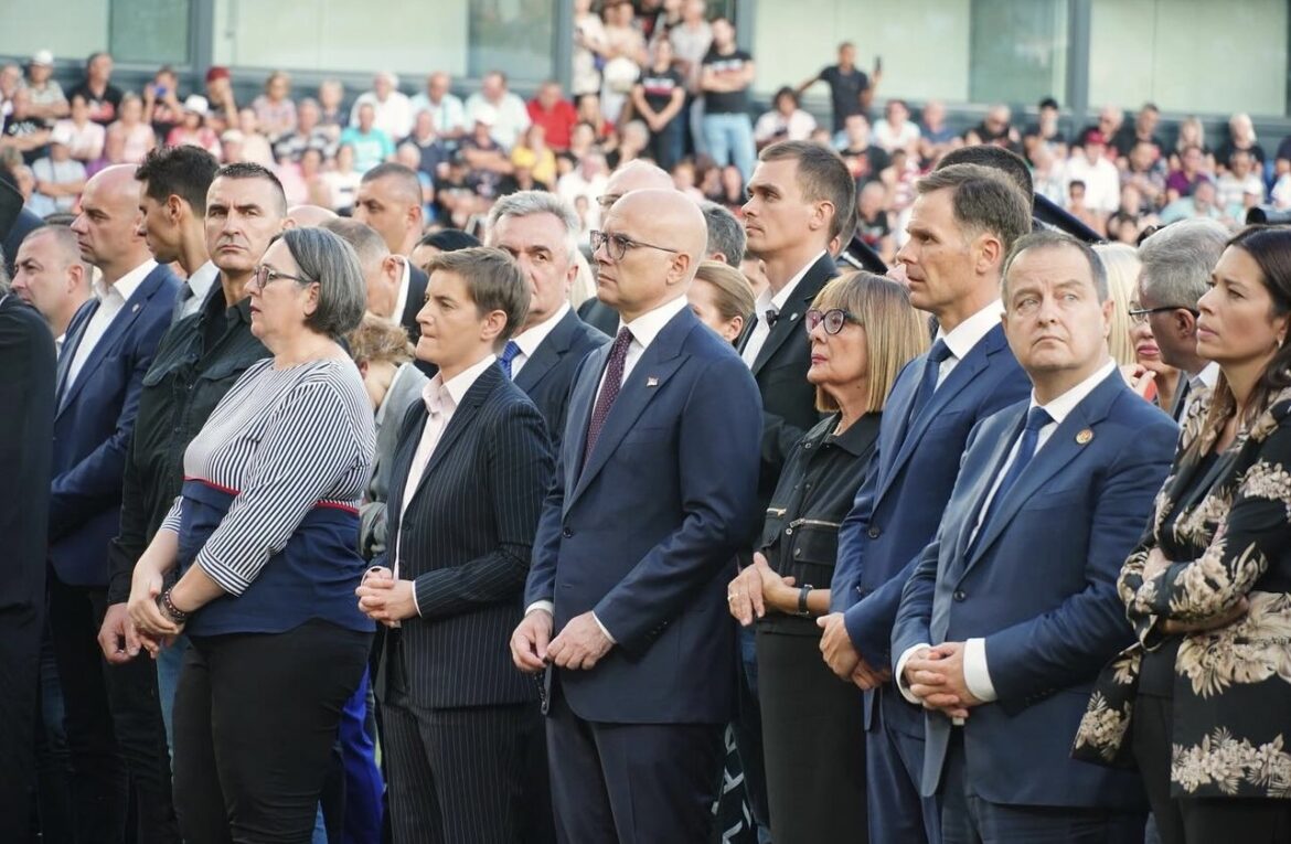 „DANAS JE SRPSKI NAROD U SLOZI I TAKO JE NEPOBEDIV“ Vučević: Stravičan egzodus nije zaboravljen (FOTO)