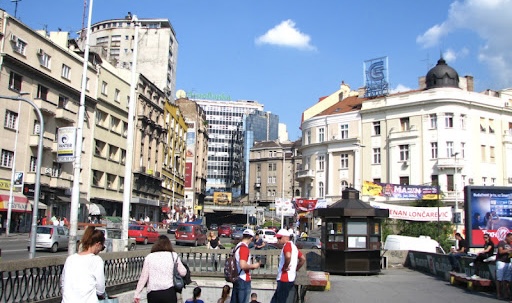ZAVRŠNI RADOVI NA OKRETNICI ZELENI VENAC Zbog rekonstrukcije 17 linija promenilo trasu