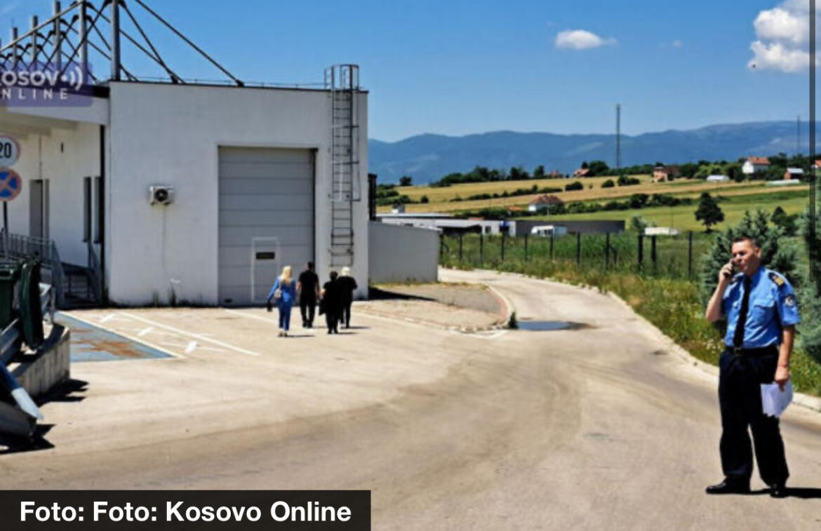 SRBINU UHAPŠENOM NA MERDARU ODREĐEN PETOMESEČNI PRITVOR Kancelarija za KiM: Dokaz da Priština nastavlja da tlači i zastrašuje Srbe 