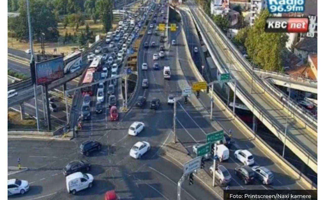 KOLAPS NA AUTOKOMANDI: „Jutarnji špic“ aktuelan na više lokacija u&hellip;