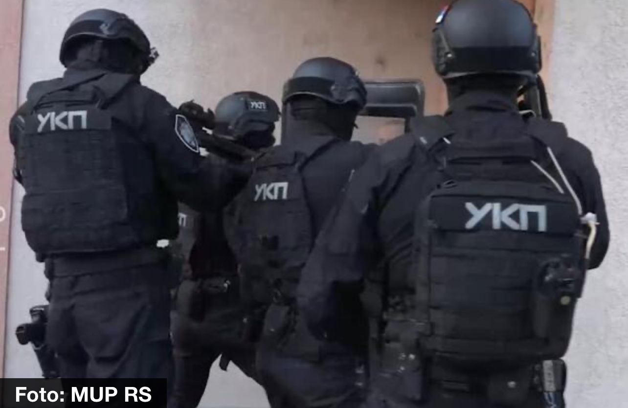 NAĐEN PIŠTOLJ ZA KOJIM JE POLICIJA TRAGALA! Surčinac priznao sve&hellip;