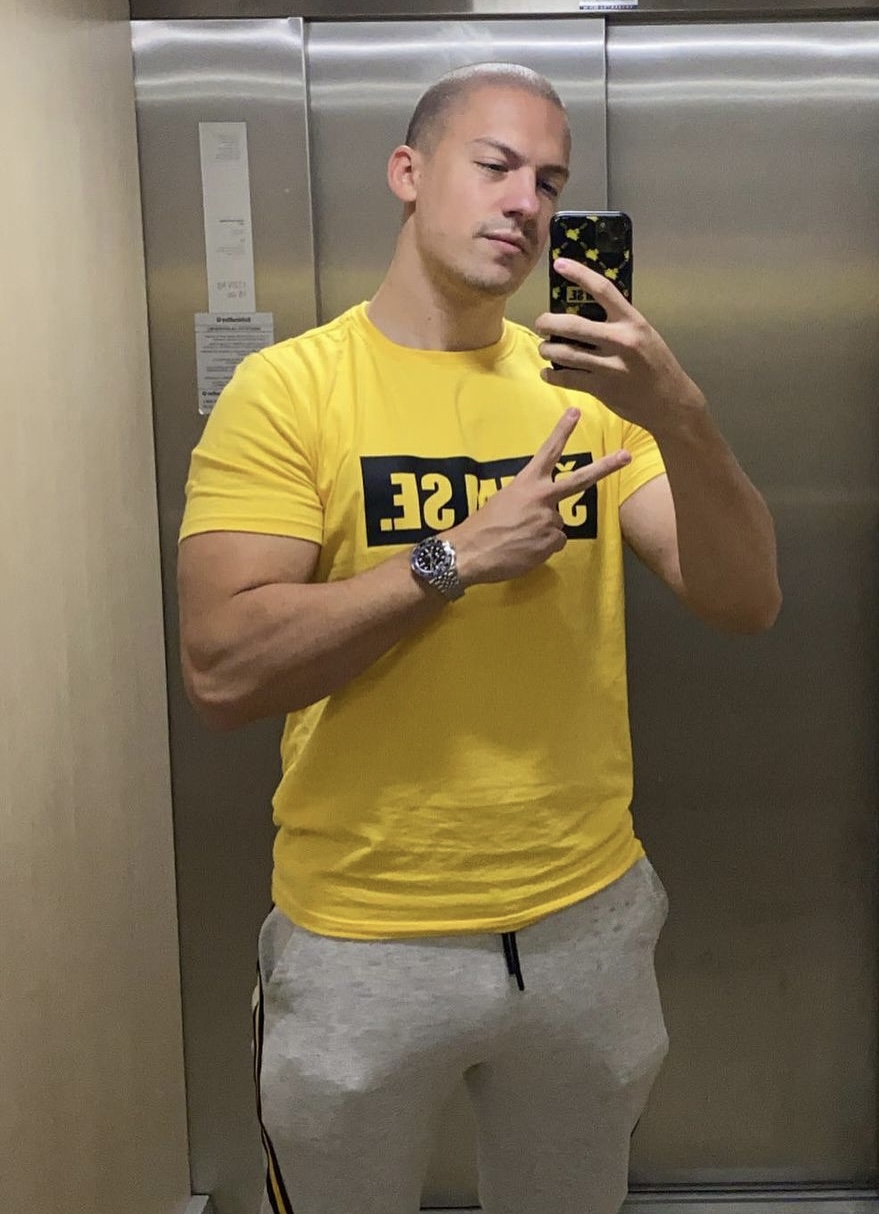 BAKA PRASE NA SAJTU ZA ODRASLE?! Nakon ŠOK-OBJAVE najavio sadržaj za FETIŠARE! (FOTO)