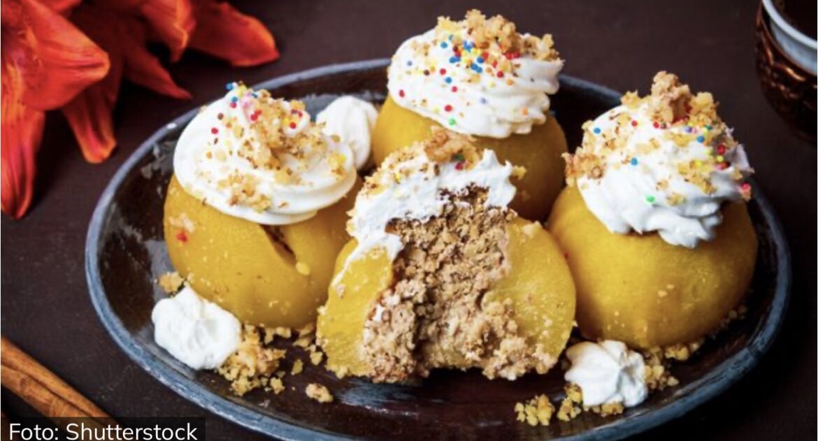 Drugarica mi je dala recept za tufahije iz sveske njene bake: Rekla je da su najbolje i nije me slagala