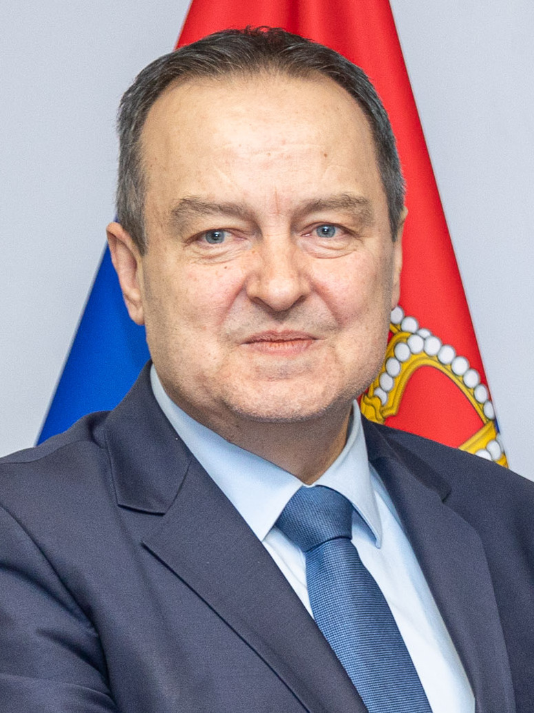 NA POLICIJU KRENUO ŠKORPIONOM I SA 2 PIŠTOLJA BEZ DOZVOLE: Dačić opisao kako je izgledala čitava akcija hvatanja ubice iz Jagodine na Badnje veče