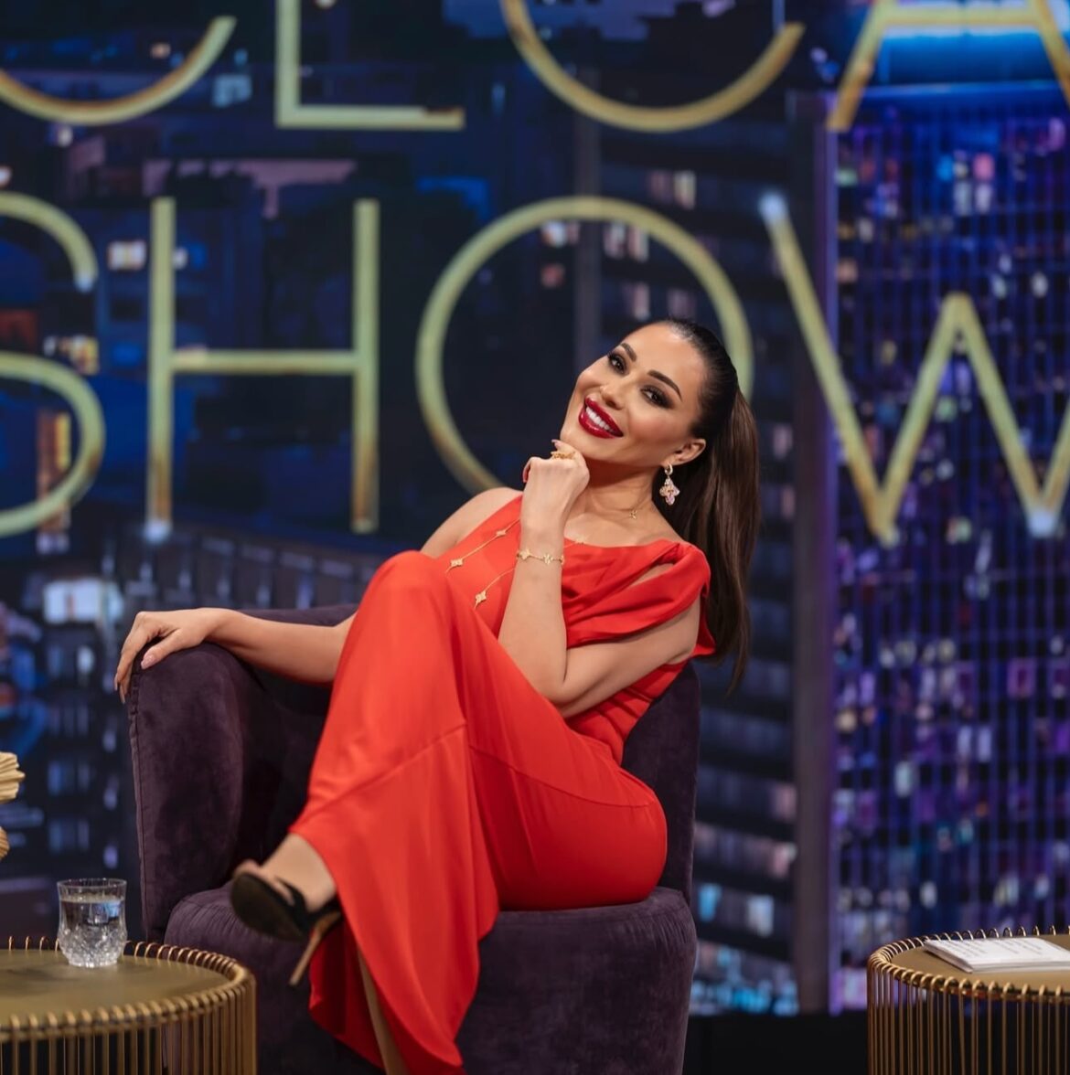 „SMRŠALA SAM 8,5 KILOGRAMA ZA MESEC DANA“ Ceca Ražnatović otkrila tajnu izgleda: „Nisam išla na rigorozne dijete, POPIJEM I PIVO PONEKAD“