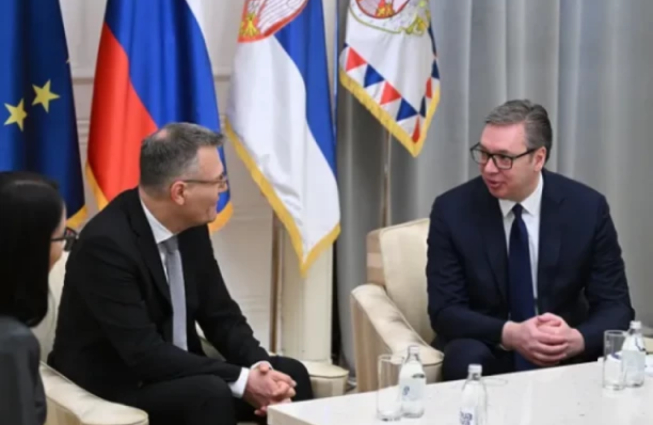 VUČIĆ PRIMIO U OPROŠTAJNU POSETU AMBASADORA SLOVENIJE: Prijateljski odnosi naših&hellip;