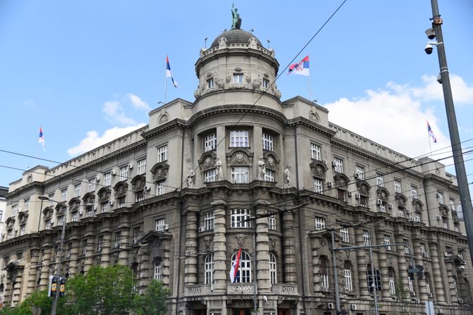 Vlada Srbije usvojila više predloga zakona i uredbi: Od IKT-a, preko meda do osnovnih životnih namirnica