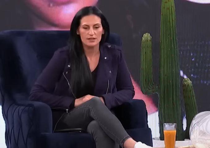 „PREDSTAVLJALA SE KAO DA NEMA NIGDE NIKOG“ Stefanina majka progovorila sve o odnosu njene ćerke i Tomićeve, otkrila šta se desilo posle sahrane Matorine majke