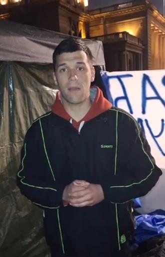 PORUKA STUDENATA KOJI ŽELE DA UČE: Ostajemo u Pionirskom parku! Mi ne sejemo mržnju, ne vređamo i ne provociramo ljude!