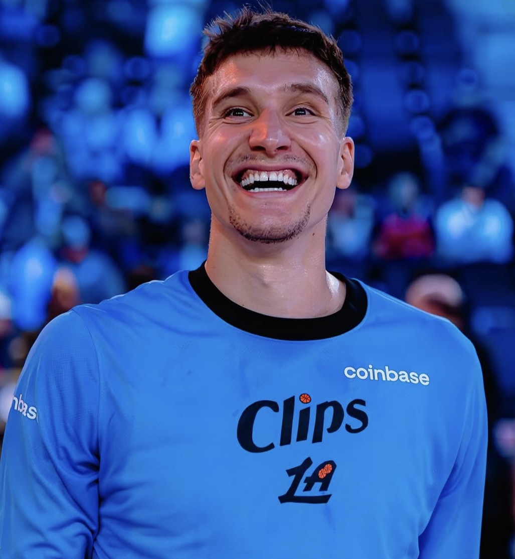 „TO MI JE OSTALO OD PARTIZANA!“ Bogdan posle brutalne partije stao pred novinare i pomenuo crno-bele!