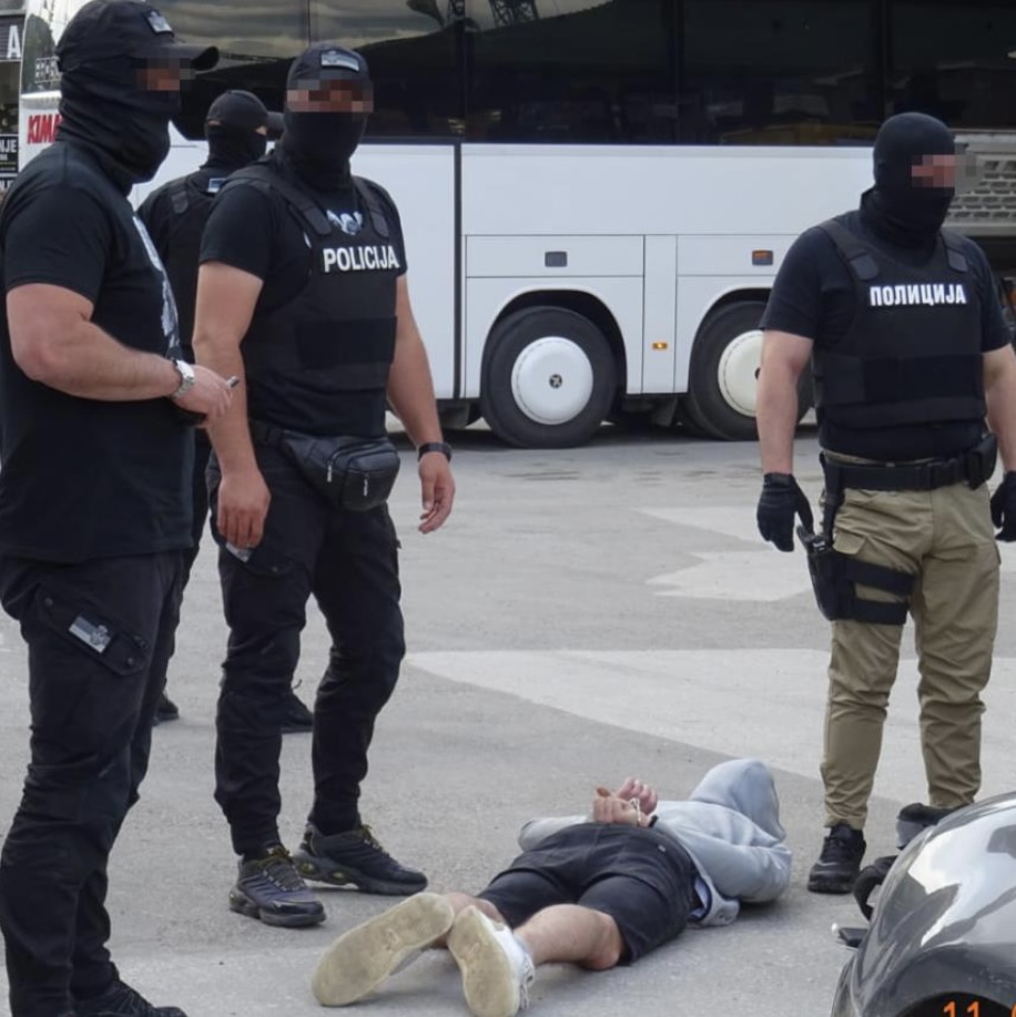 (FOTO) EPICENTAR VELIKE POLICIJSKE AKCIJE, NOVI PAZAR POD OPSADOM Osumnjičeni praćeni mesecima, a ovako su pali kad su najmanje očekivali! NOVI DETALJI
