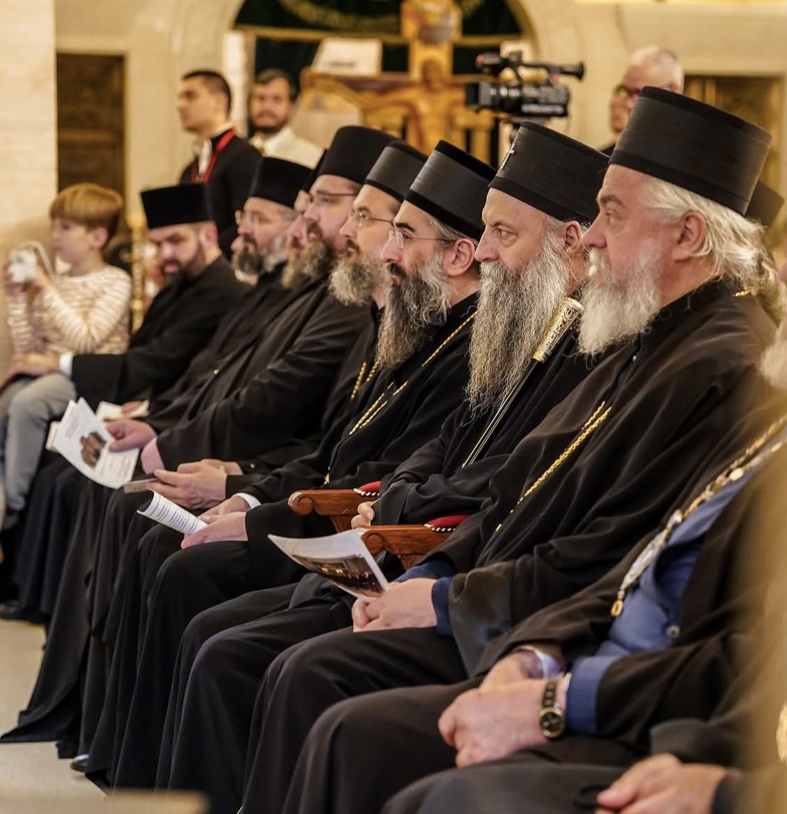 Dobijamo nove svece u crkvenom kalendaru, slavićemo majku Svetog Vasilija Ostroškog! Završio se Sabor SPC: Ovo su sve važne odluke
