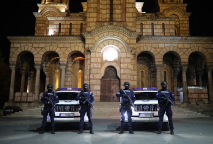 HAPŠENJE U POLICIJI Privedeni policijski službenici zbog zloupotrebe ličnih podataka: Među uhapšenima i javna beležnica