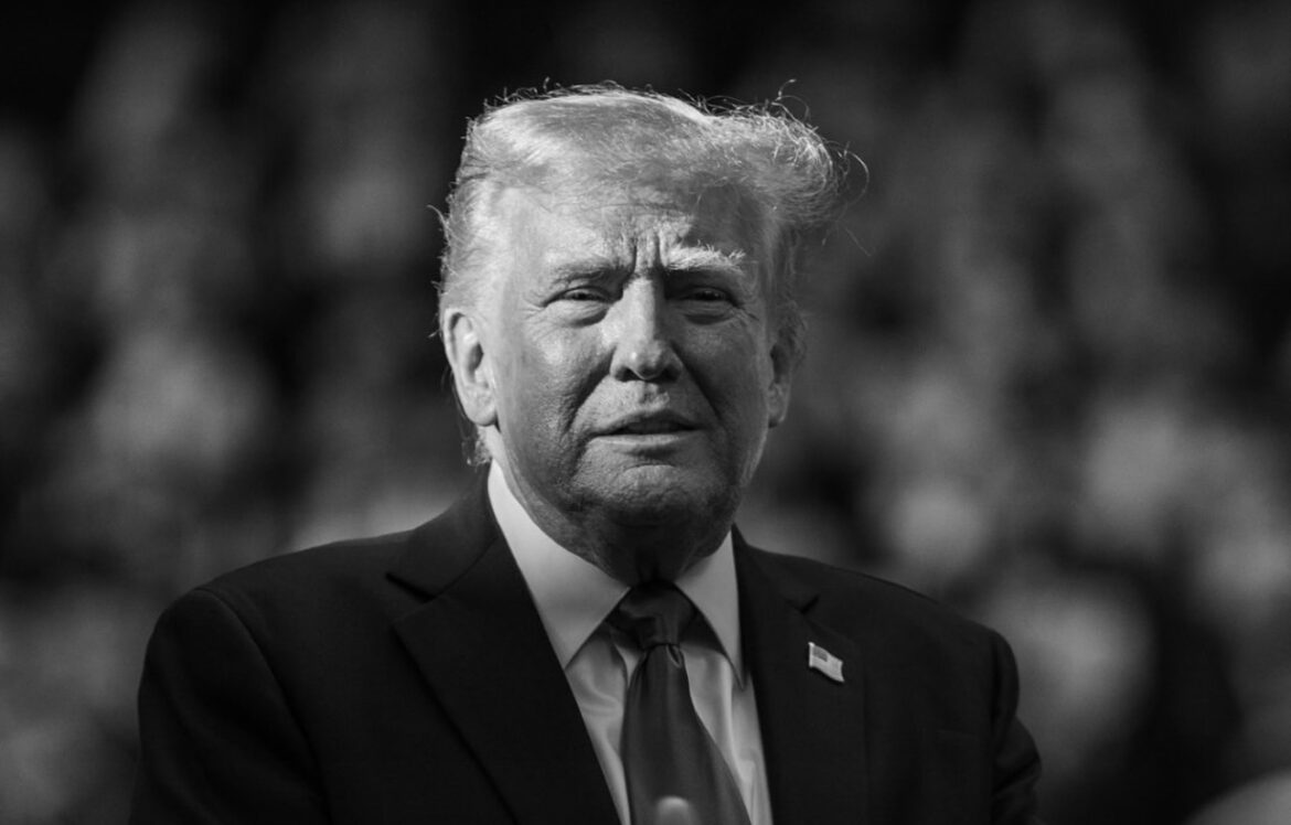 „DONALD TRAMP JE U DOKUMENTIMA PEDOFILA EPSTAJNA“! Mask nastavio da uništava predsednika SAD! OTVORENI RAT nekadašnjih saradnika!