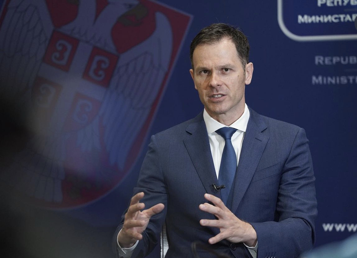 ON JE VELIKI BORAC KOJI ĆE I OVU, NAJVAŽNIJU BITKU USPETI DA DOBIJE! Ministar Siniša Mali uputio poruku podrške Darku Glišiću