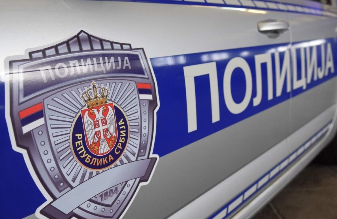 PREDAO SE OSUMNJIČENI ZA UBISTVO U ZEMUNU! Ušetao u policijsku stanicu, žrtva pronađena u JEZIVOM STANJU