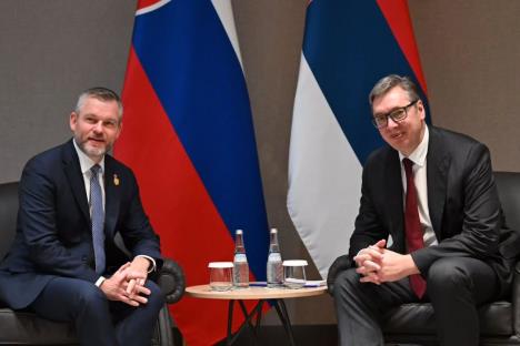 PREDSEDNIK VUČIĆ SASTAO SE SA PELEGRINIJEM: Prijateljski i sadržajan razgovor! Predsednik Slovačke prihvatio poziv da poseti Srbiju (foto)