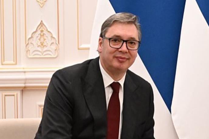 VUČIĆ POKAZAO TOPLINU I RAZUMEVANJE, PONOVO POZVAO NA DIJALOG! Hrka rekla da je nije zvao „lično“, sad kad jeste – rekla da je „nenadležan“: Čemu onda vređanje?
