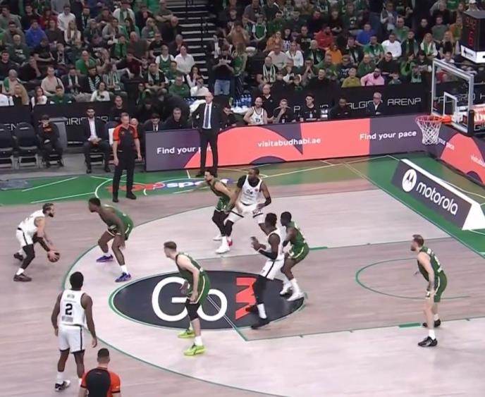 ŽALGIRIS – PARTIZAN: Neverovatna je lakoća sa kojom crno-beli primaju poene