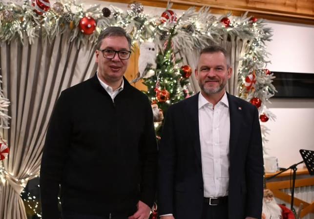 VUČIĆ UGOSTIO PREDSEDNIKA SLOVAČKE NA VEČERI „U prijatnoj, prijateljskoj atmosferi potvrdili smo snažne i iskrene odnose Srbije i Slovačke!“ (FOTO)