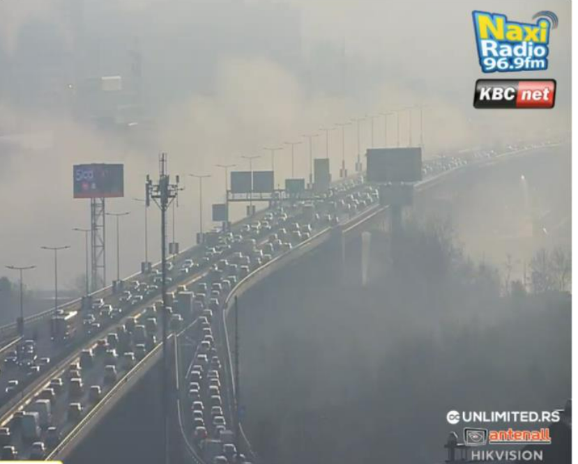 KOLONE NA GAZELI, PANČEVCU I KOD AUTOKOMANDE: Jutarnji špic u Beogradu, saobraćaj usporen u ovim delovima grada (foto)