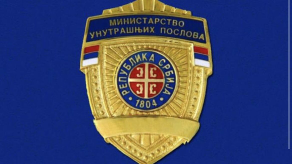 OGLASIO SE MUP NAKON ŠTO JE RASVETLJEN POKUŠAJ LIKVIDACIJE NA VRAČARU Napadači došli kolima do lokala, otvorili vatru pred svima