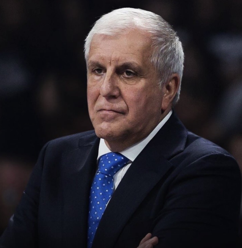 „ŽELJKO OBRADOVIĆ ME JE UDARIO TABLOM PO GLAVI! DANAS BI POPIO TUŽBU…“ Legenda Zvezde otvorila dušu: „Mislio sam – slobodno me pretuci, samo…“