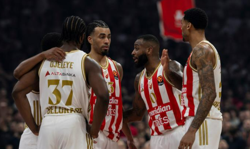 OLIMPIJAKOS – CRVENA ZVEZDA: Crveno-beli se vratili u Pireju! Poluvreme