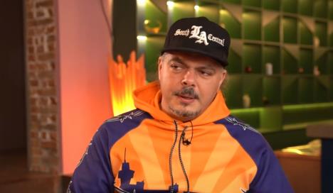 „JAKO ZANIMLJIV LIK, KORISTI SITUACIJU I SVAKA ČAST“ Đus dao svoj sud o Desingerici, a evo šta kaže o njegovim pesmama