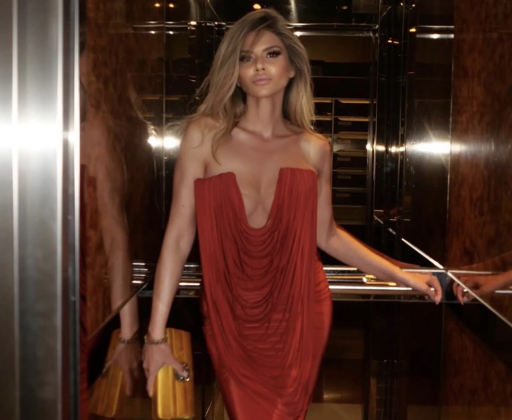 MELINA DŽINOVIĆ ZAKAZALA VENČANJE SA MILIONEROM?! Kraljevska svadba u Monaku, na spisku samo odabrani, a boraviće na jahtama! SVI DETALJI