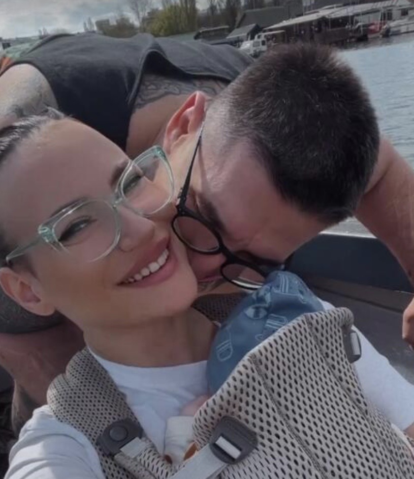 EVO ŠTA KRISTINA RADI NAKON RASKIDA! Kristijanu Goluboviću se ovo neće dopasti, voditeljka pleše oko šipke (FOTO)