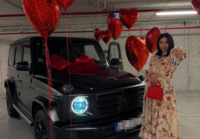 TIJANA AJFON SE UDALA U TAJNOSTI, A OVO JOJ JE MAJKA: Već 35 godina radi kao vaspitačica: Ljudi su zgroženi, ali napravila je od mene čoveka!