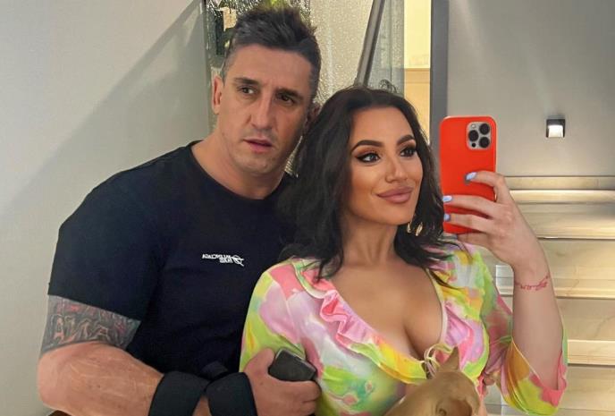„OVDE IMAŠ SVE, ALI BOLJE NE GLEDAJ“ Kristijan Golubović angažovao detektiva da sazna sve tajne Kristine Spalević – na USB ima sve njene podatke