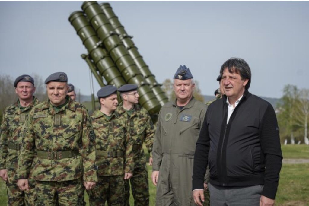 „OD SEPTEMBRA PRVE REGRUTACIJE“ Gašić: Vojska Srbije spremna za uvođenje&hellip;