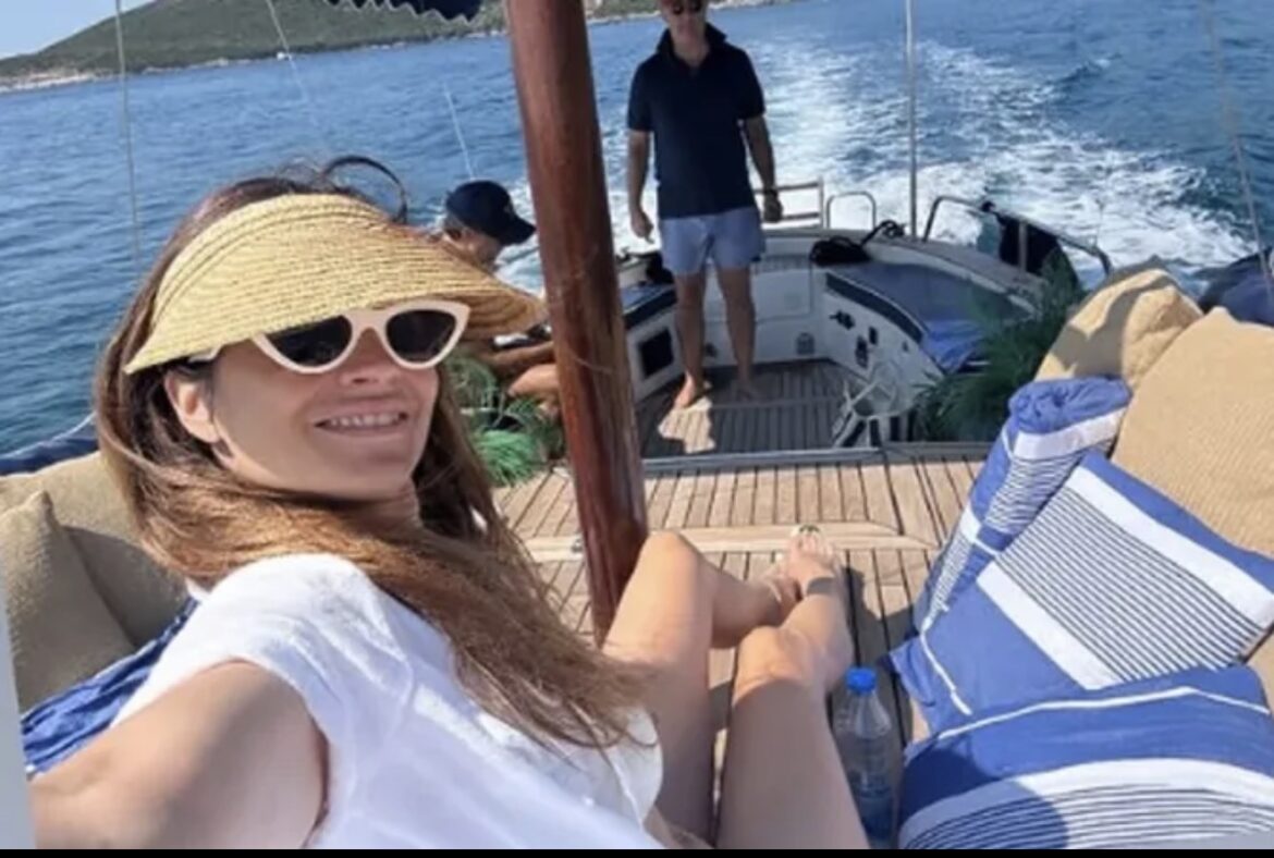 “Bivši joj plaća veliku alimentaciju”: Komšije Marije Karan progovorile: “Niko ne zna šta se tu desilo”