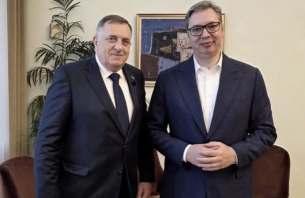 „U NAREDNIM DANIMA VAŽNE ODLUKE“ Vučić razgovarao sa Dodikom: Sastanak&hellip;