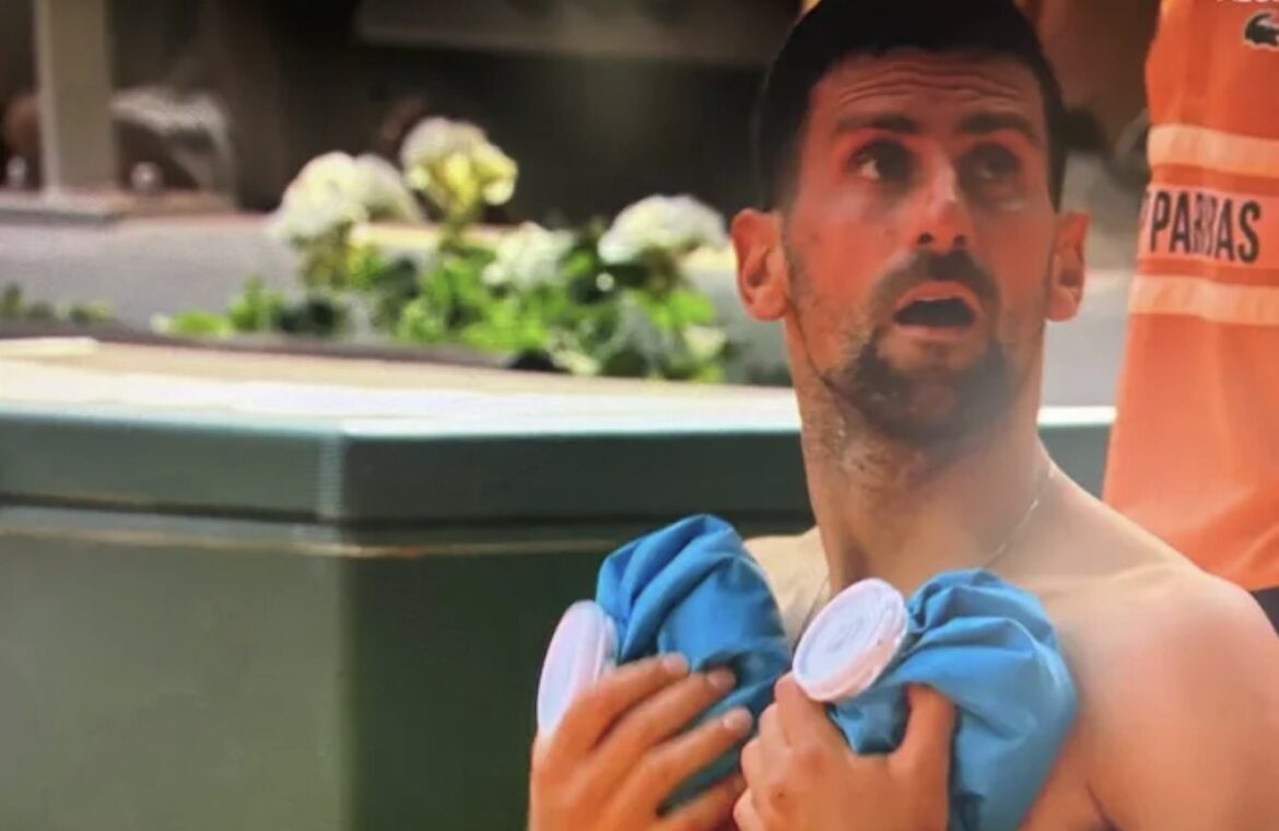 Pakao života u Parizu: Novak Đoković se hladio na neobičan način protiv Fonseke, kamere sve snimile