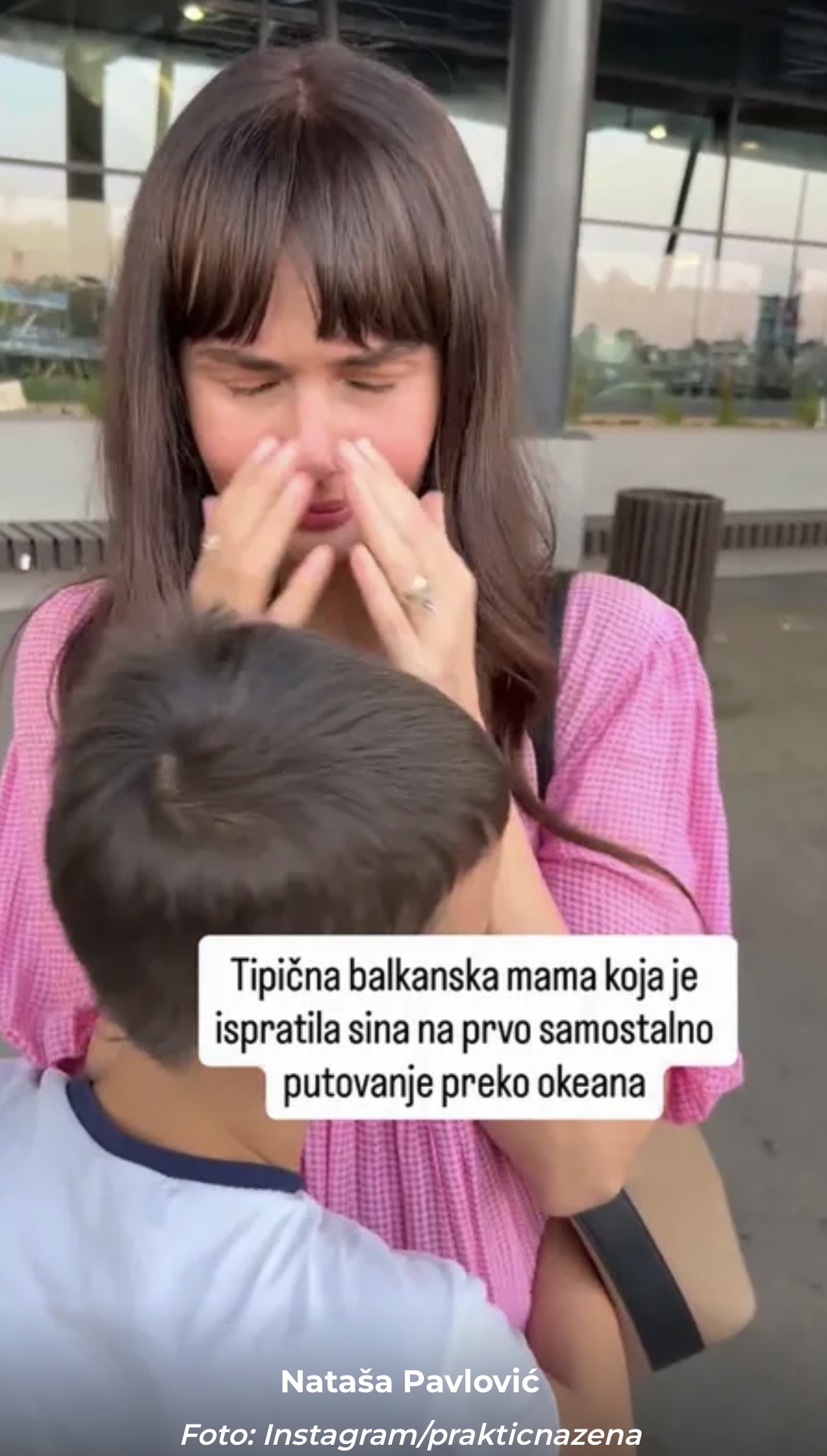 Nataša Pavlović ne može da zaustavi suze! Sin je grli&hellip;
