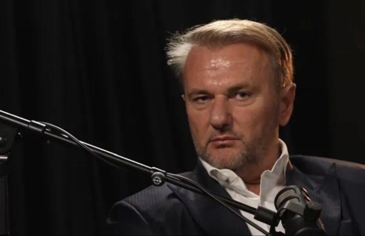 „MOJ POSAO NIJE DA SE DOPADAM SVIMA!“ Ostoja Mijailović o odnosu sa navijačima: Donosim odluke koje su najbolje za Partizan