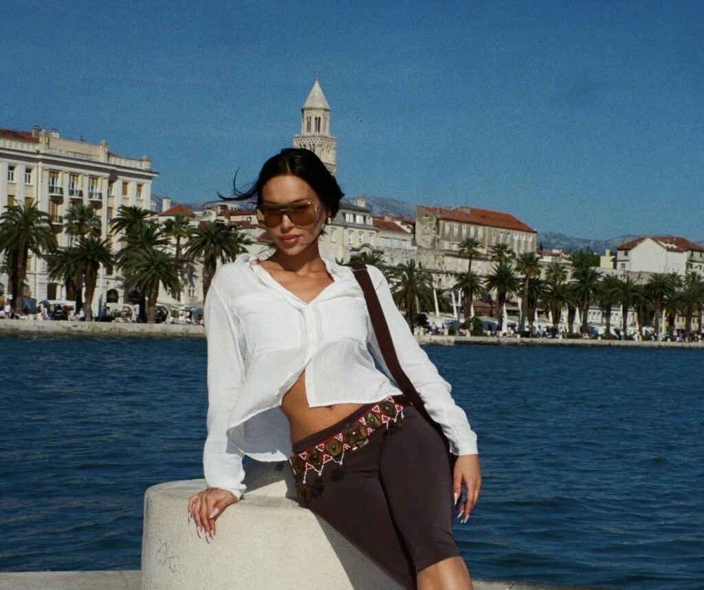 TRUDNA ELENA KITIĆ?! Mreže se usijale zbog novog SNIMKA pevačice,&hellip;