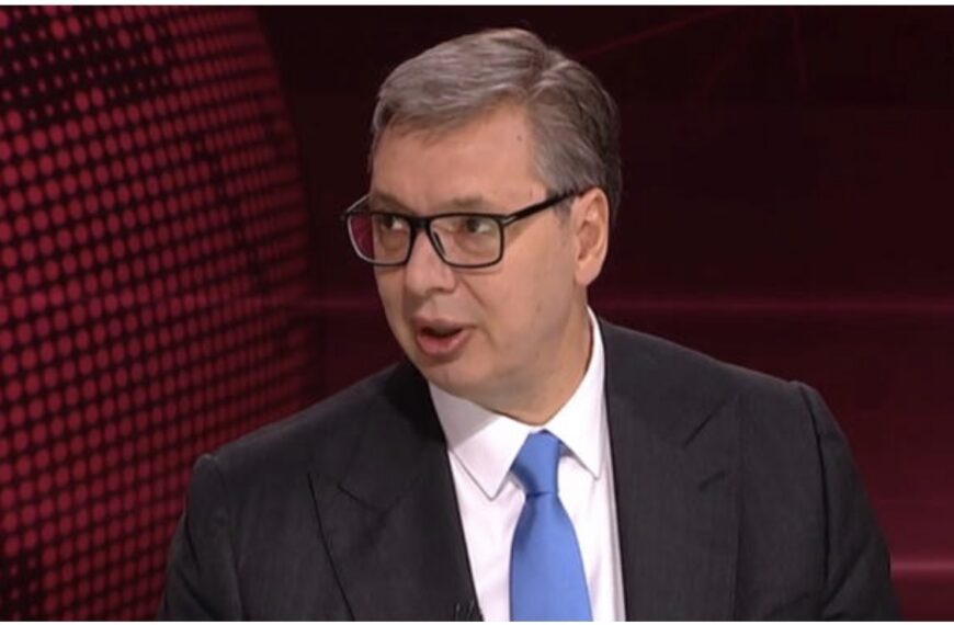 „TAKO TO IDE S ONIMA KOJI SE SVOG RODA ODREKNU“ Vučić: Biti Srbin, meni je nešto najlepše! Imamo mi fudbalskog trenera, uzeo italijansko ime, brzo je propao!