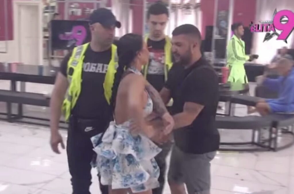 BRUTALNI OKRŠAJ U SPAVAĆOJ SOBI – PODIVLJALA MAJA NAPRAVILA KARAMBOL&hellip;