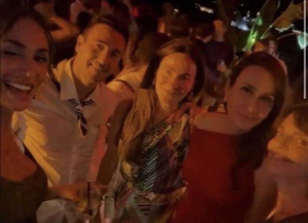 KO JE SLAVNI FRANCUZ SA KOJIM JE UHVAĆENA EMINA JAHOVIĆ?&hellip;