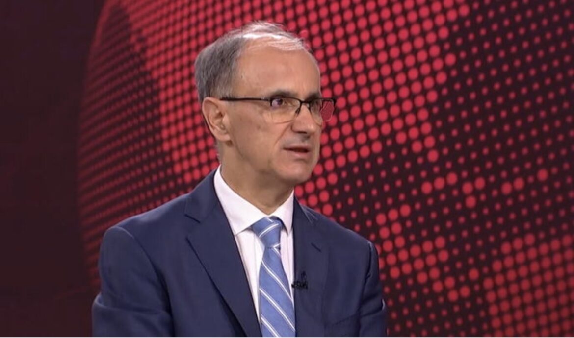 SIGNAL DA TREBA NASTAVITI ISTIM TEMPOM! Macut nakon glasanja u Skupštini rekao da će istrajati u svom zadatku kao predsednik Vlade: Ovo jeste odraz demokratije