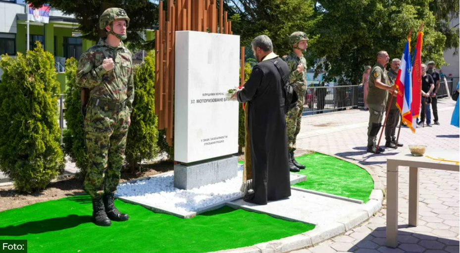 Ivica Dačić u Raški otkrio spomenik pripadnicima 37. motorizovane brigade