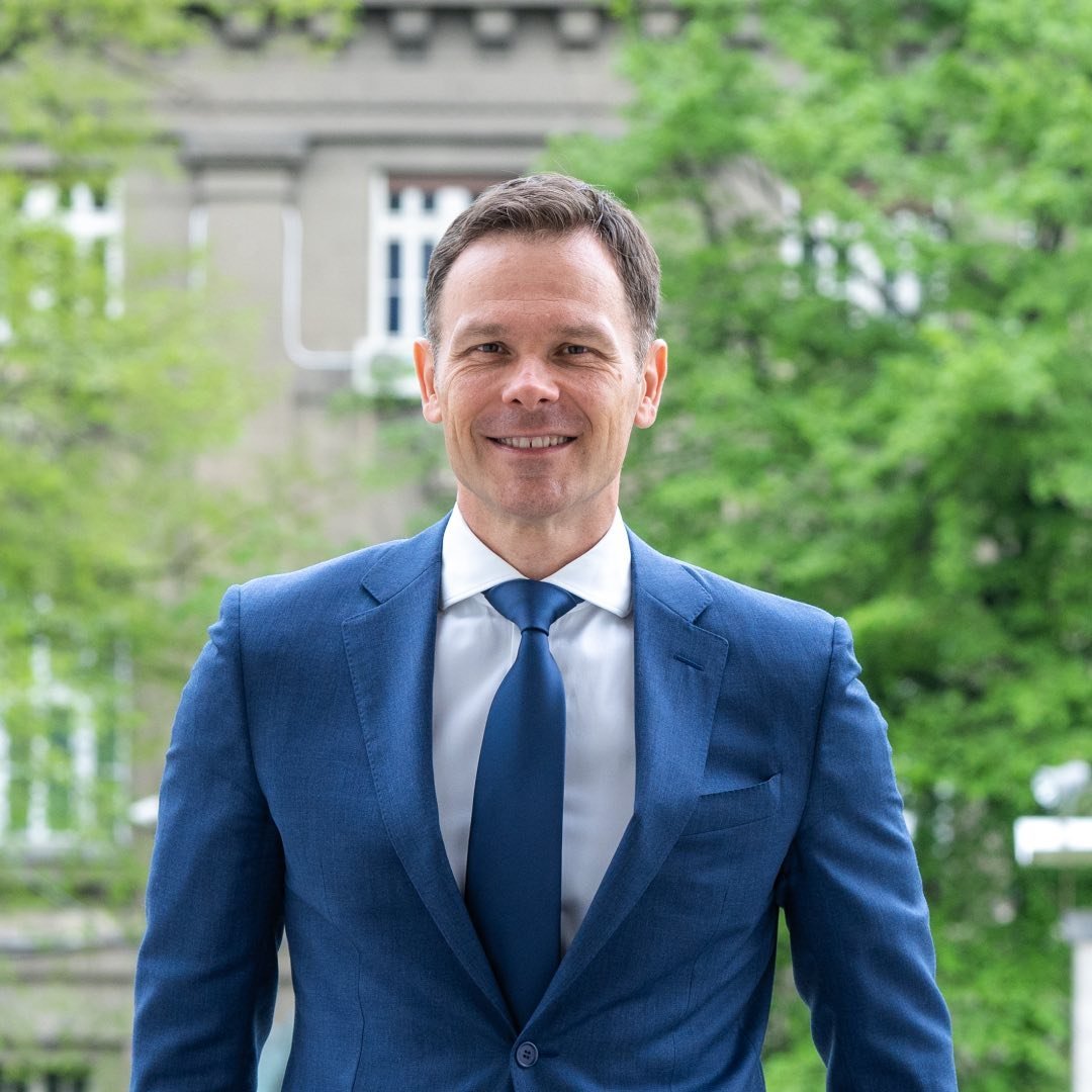 Mali potpisom podržao listu „Aleksandar Vučić-Ujedinjena Srbija“