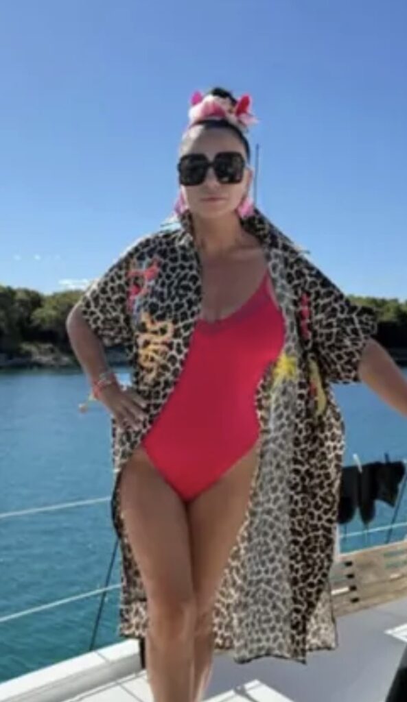 Bila ljubavnica oženjenom fudbaleru, priznala da je bila sa ženama:&hellip;