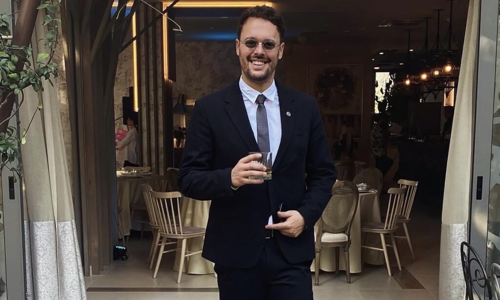 Igor sa trudnom ženom 1. put u javnosti: Ona blista&hellip;