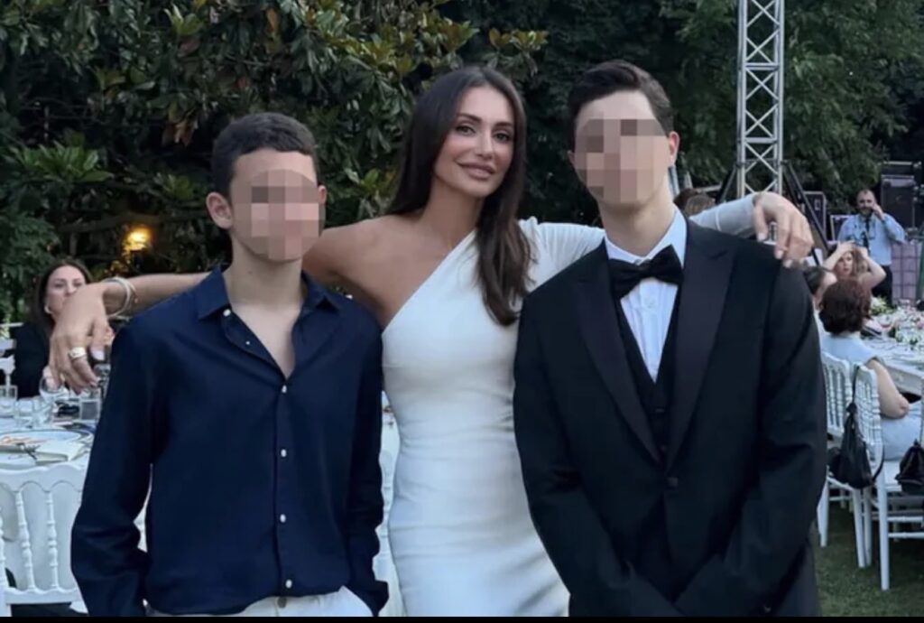 Sin naše pevačice odbija da priča srpski! Ona se zbog&hellip;
